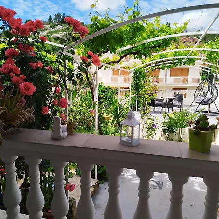 Ruza Apartment