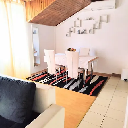 Ruza Apartment *