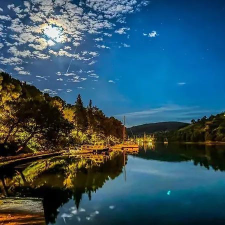 Ruza * Zaton (Sibenik-Knin)