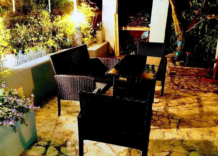 Ruza * Zaton (Sibenik-Knin)